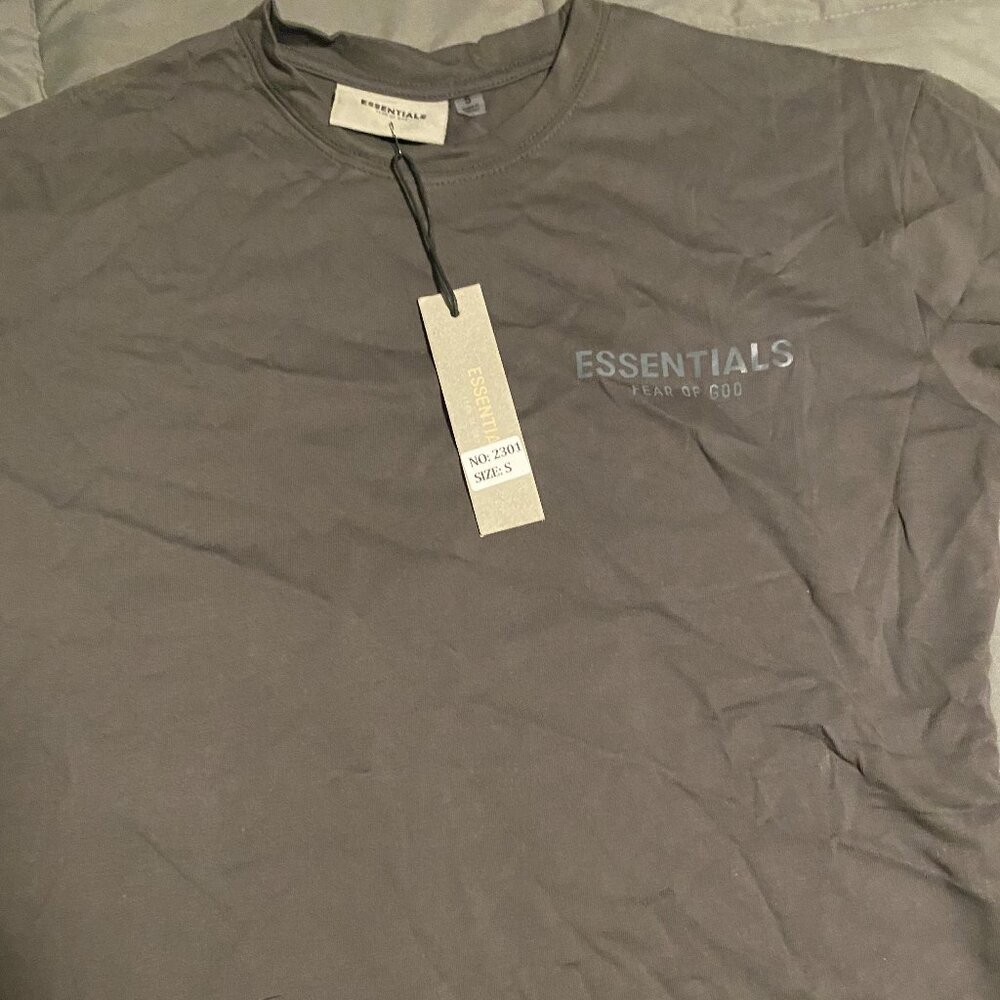 Grey Essentials T-Shirt